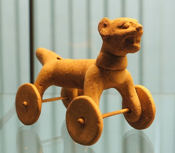 The Clay Car logo
