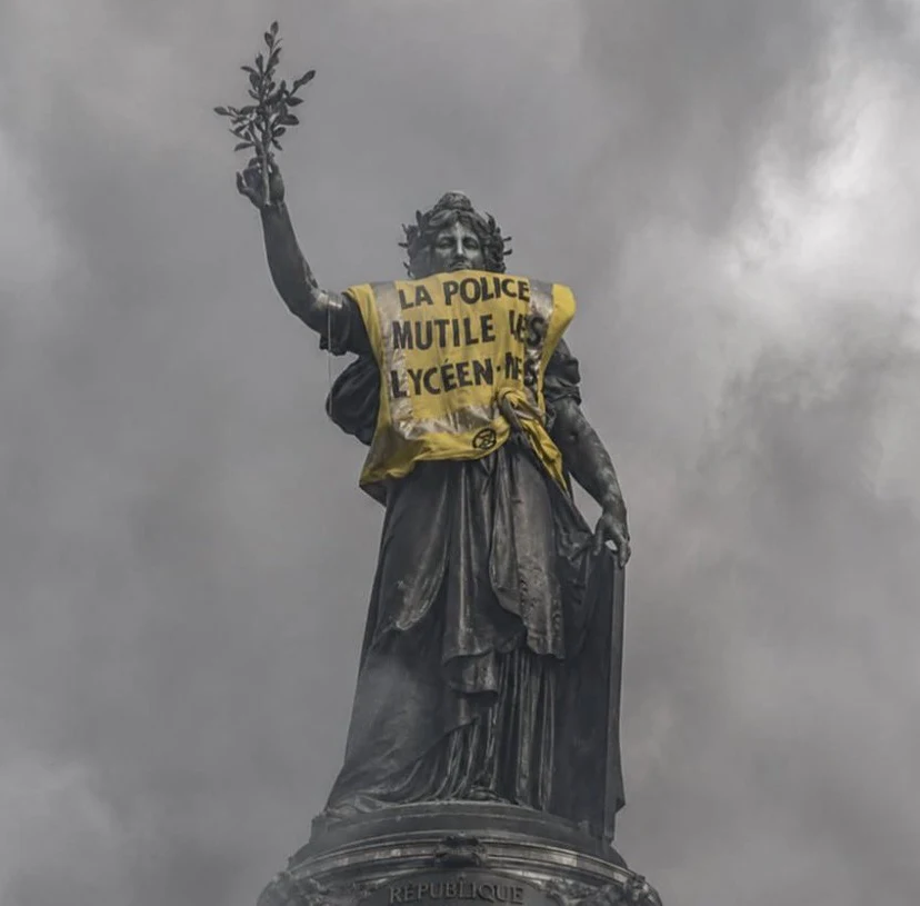 Monument à la République logo