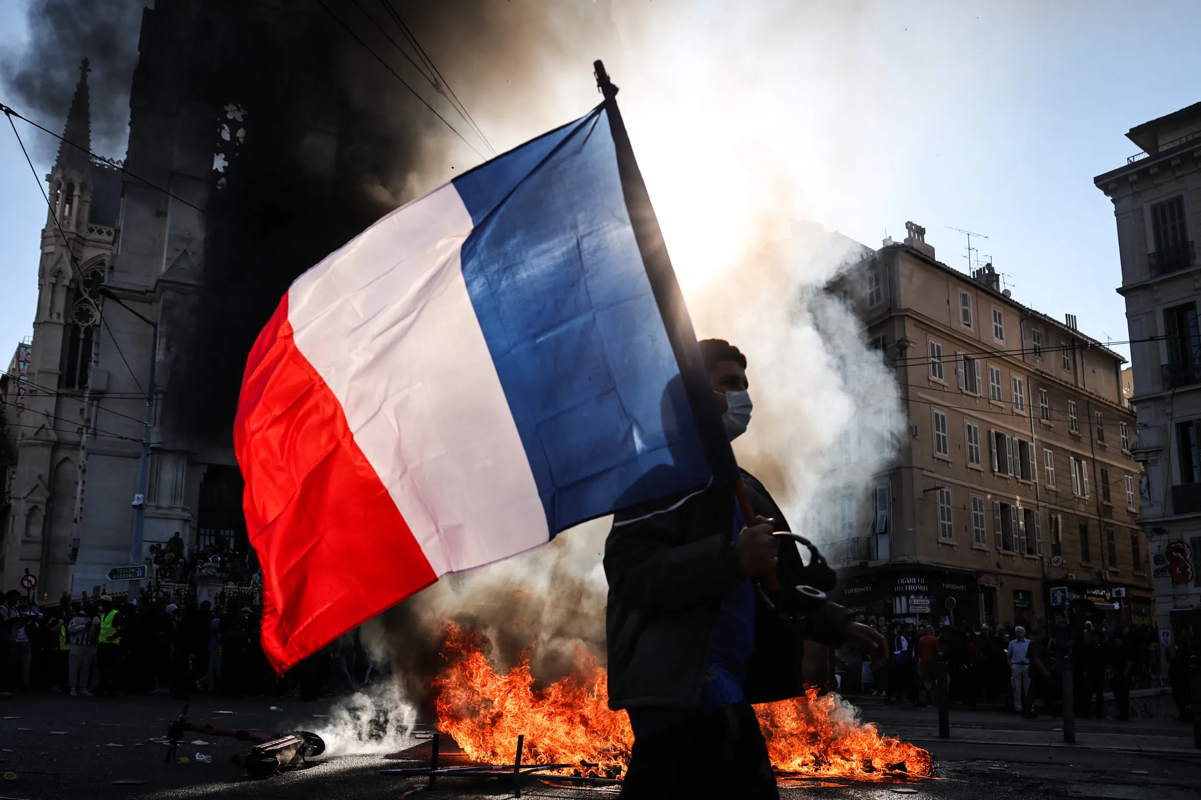 French logo