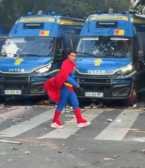 Le Superman logo