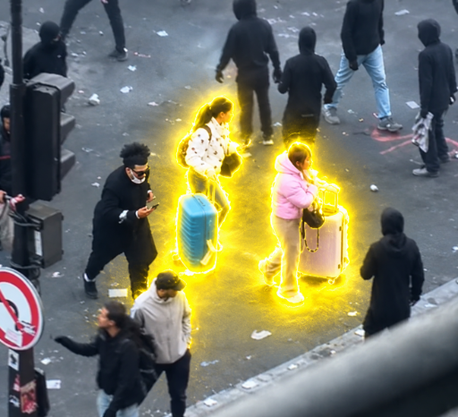 LES TOURISTES logo